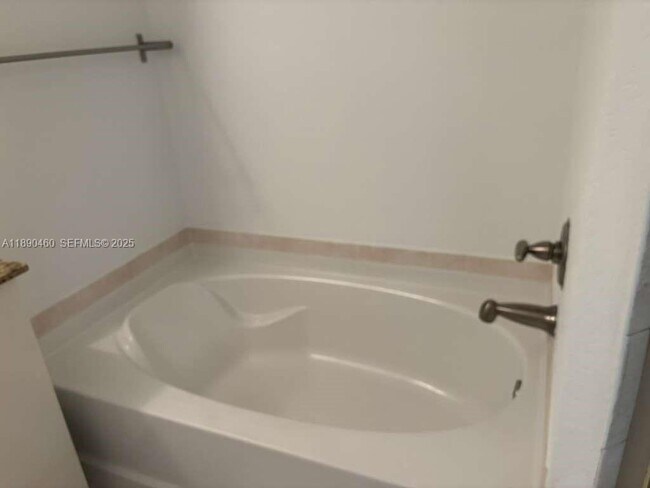 Building Photo - 1830 Radius Dr