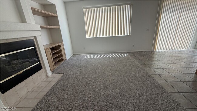 Building Photo - 2424 Predera Ave