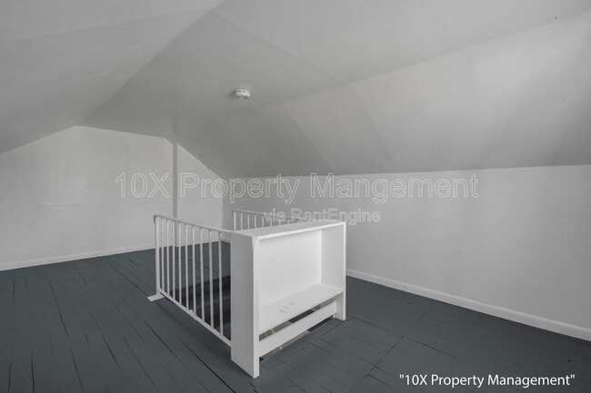 Building Photo - 97 N Waverly St