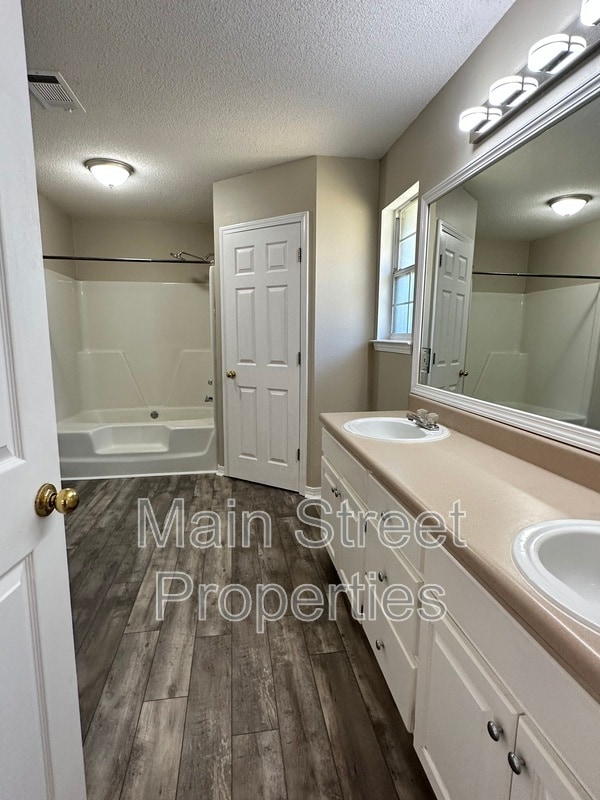 Building Photo - 7170 Rampart Way