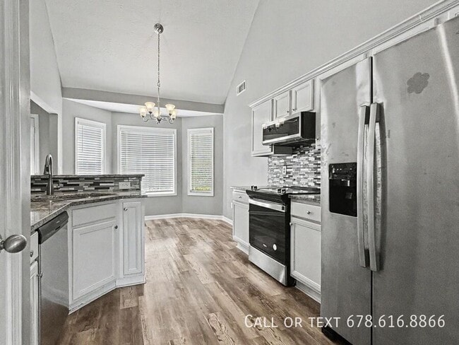 Building Photo - 80 Rivercrest Ln