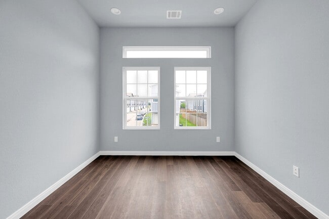 Building Photo - 18821 Luminescent Ln
