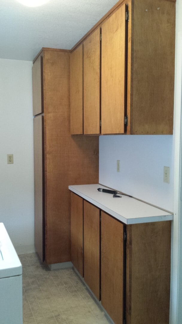 Building Photo - Nice 2 bedroom, 1 bath with yard.