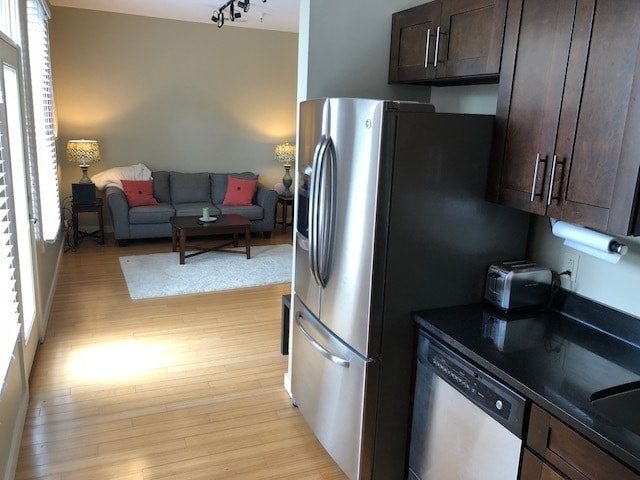 Building Photo - 1 Bedroom, 1 Bathroom Condo w/ Secure Parking Garage - Walk to Vandy, Belmont & Hillsboro Village