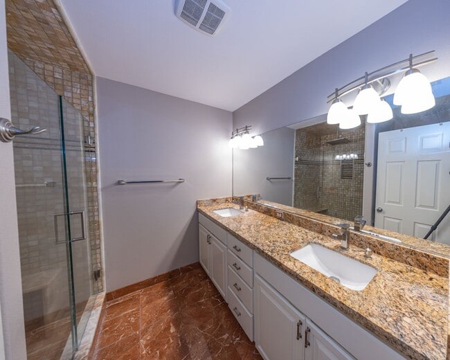 Building Photo - Spacious 4-Bedroom Home on Fisher’s Landing Cul-de-Sac