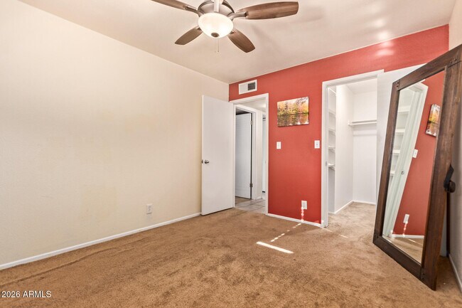 Building Photo - 3626 N 37th St