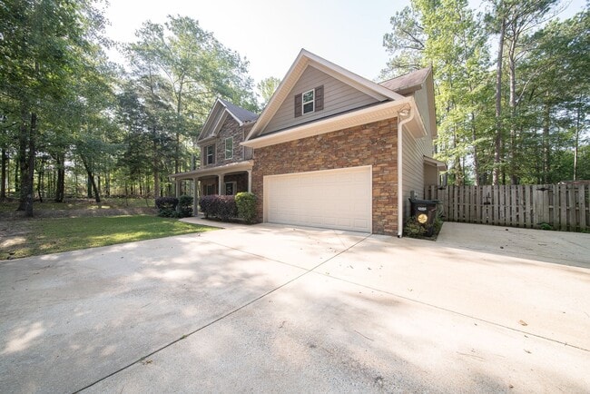Building Photo - 4 bedroom/3 bath Midland, GA