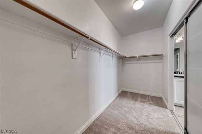Building Photo - 5318 Hollymead Dr