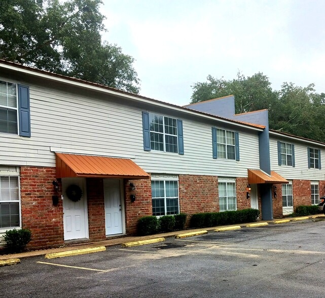 Building Photo - 1207 Canal St