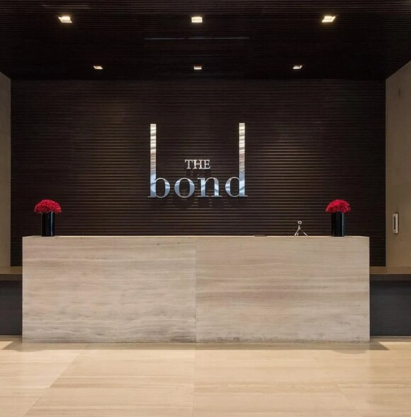 Building Photo - 1080 Brickell Ave