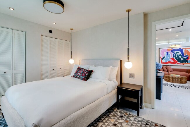 Building Photo - 1884 SW 17th St