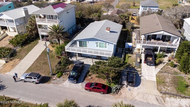 Building Photo - 5455 Pelican Way