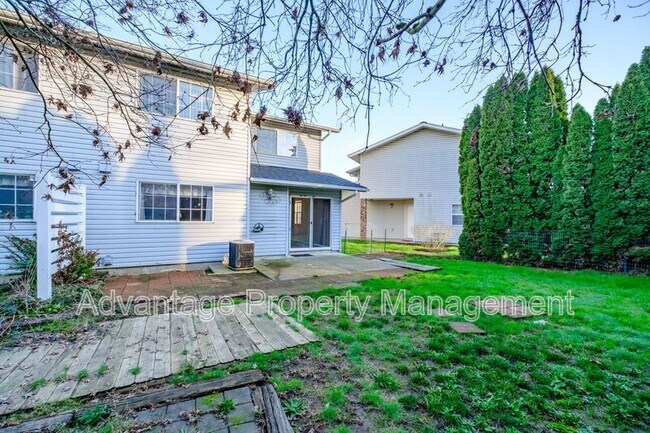 Building Photo - 2872 Raleigh Ct SE