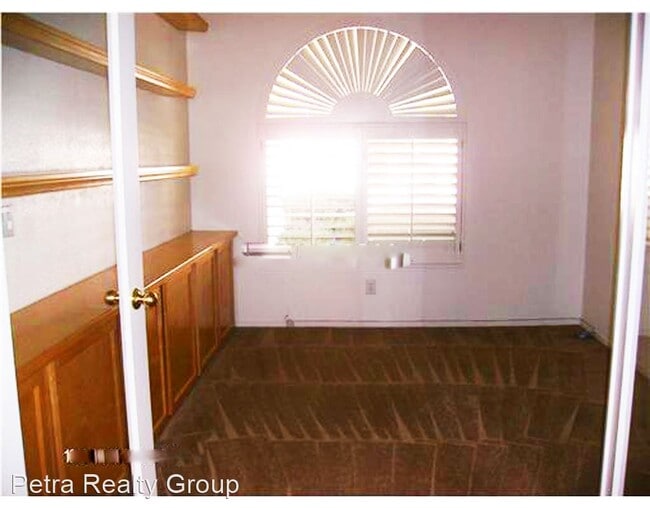 Building Photo - 2 br, 1.5 bath House - 1812 Linton Hill Lane