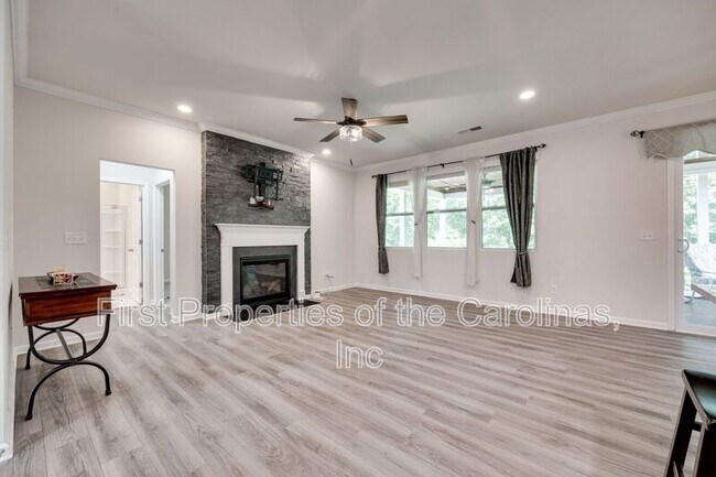 Building Photo - 18518 Lahaina Ln