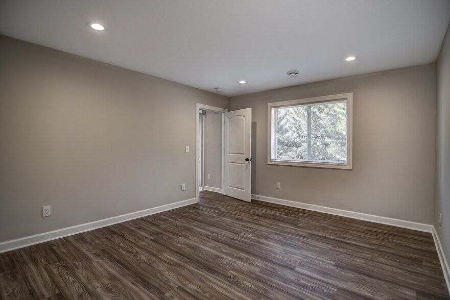 Building Photo - 1636 Gunston Dr