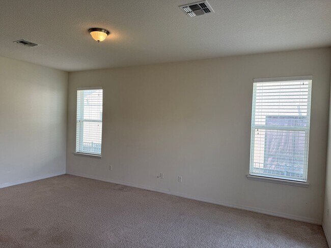 Building Photo - BEAUTIFUL 4 BEDROOMS, 3 BATHS,  SINGLE FAMILY HOME IN HARVEST LANDING IN CLERMONT