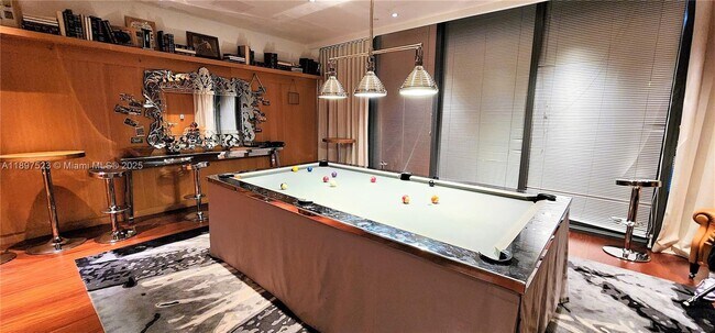 Building Photo - 1300 S Miami Ave