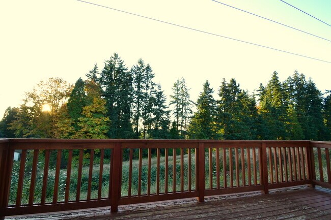 Building Photo - 22702 43rd Dr SE