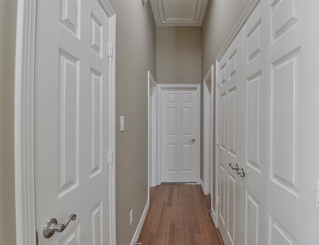 Building Photo - 3960 Farm to Market 1960 Rd E