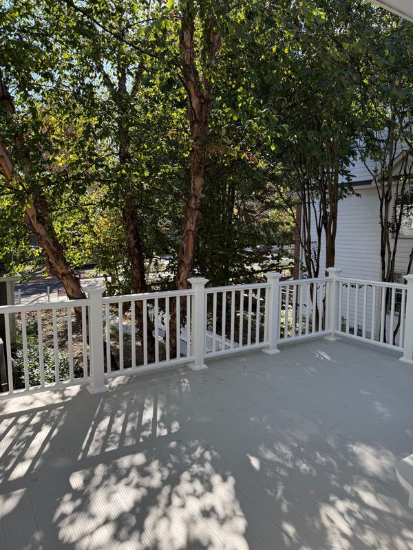 Building Photo - 312 Tschiffely Square Rd