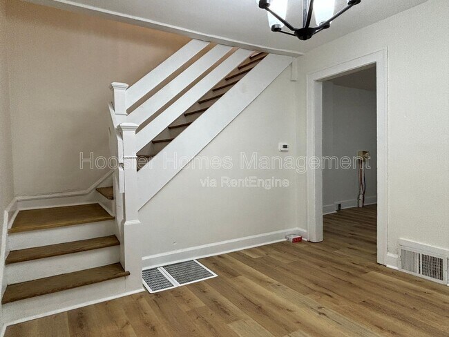 Building Photo - 83 N Ewing St