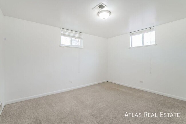 Building Photo - 2353 S Sherman St