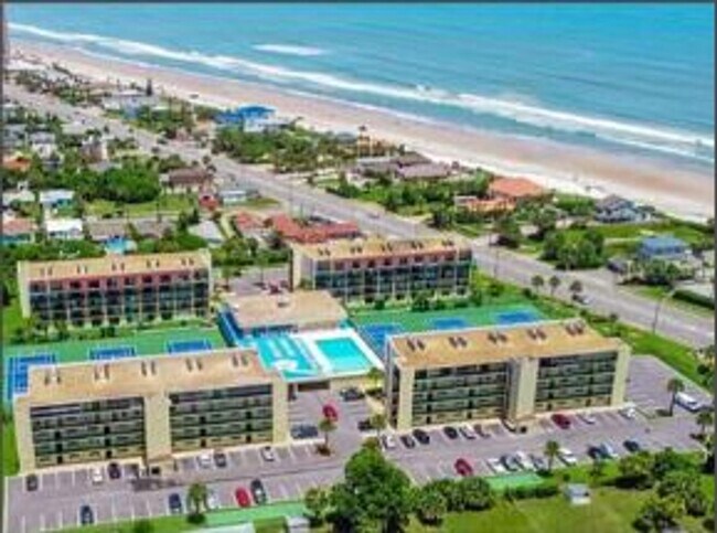 Building Photo - Amazing Ocean View from Pool or Jacuzzi - ...