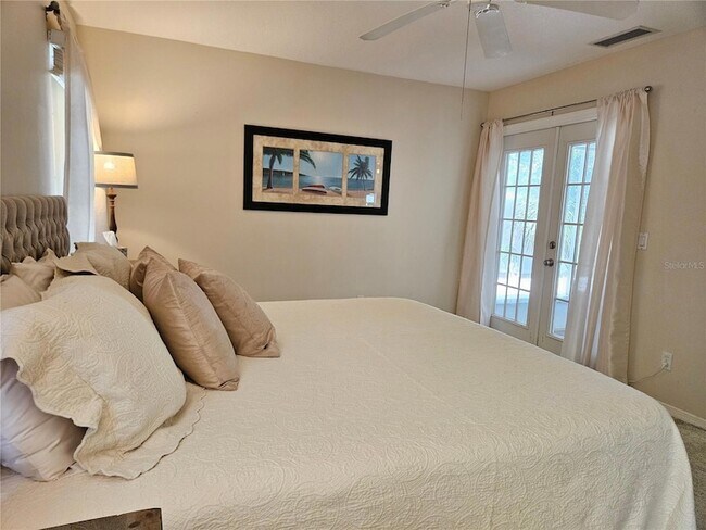 Building Photo - 1180 Palmetto Dr