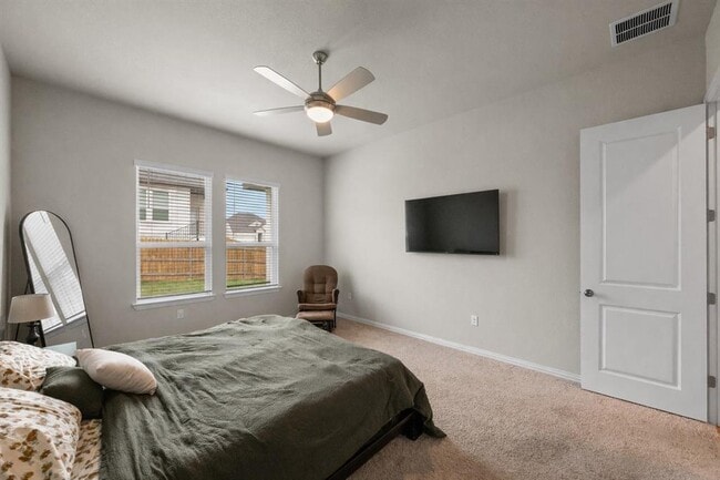 Building Photo - 11800 Seaside Wds Dr