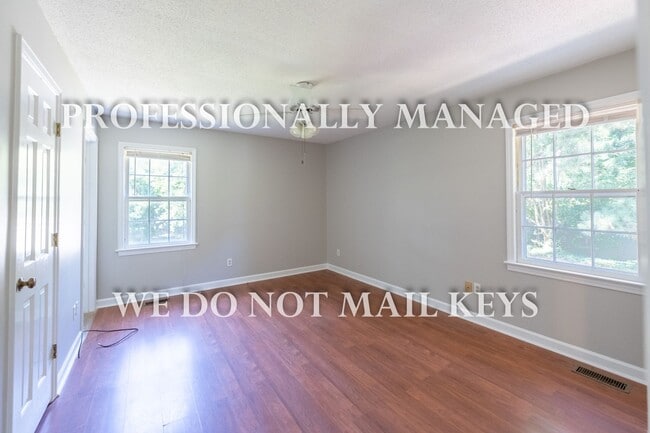 Building Photo - 344 Whitehall Dr