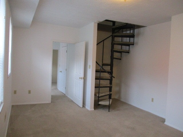 Building Photo - 2308 E Carson St