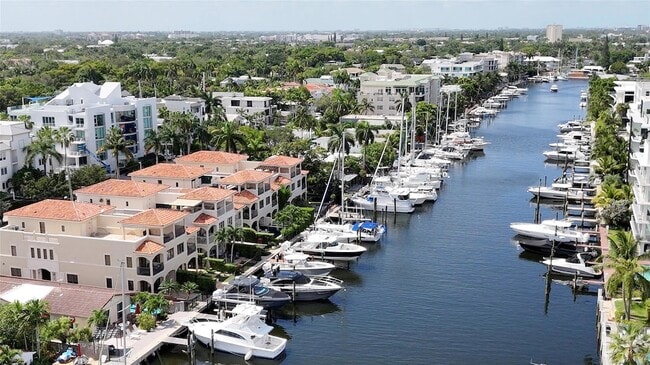 Building Photo - 105 Isle of Venice Dr