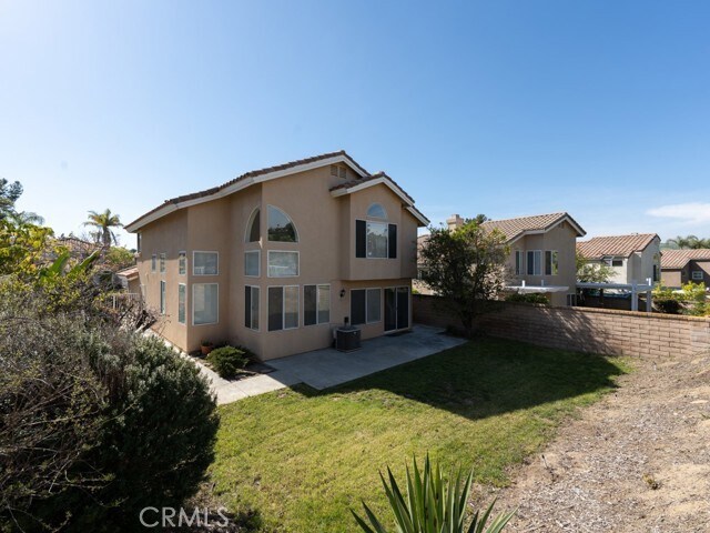 Building Photo - 840 S Orchid Ln