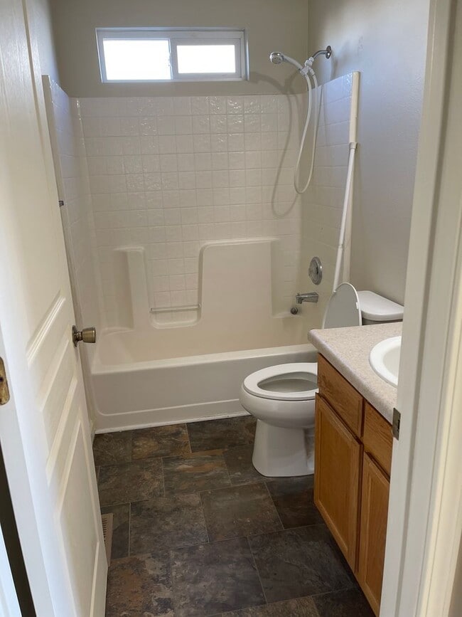 Building Photo - Being cleaned. Showing delayed.