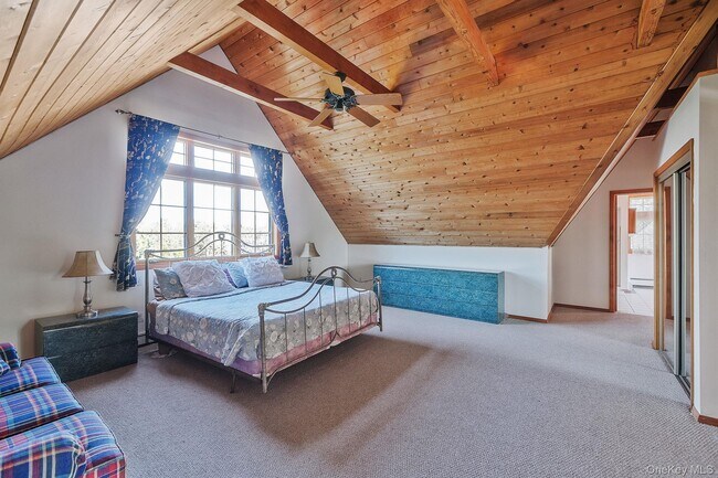 Building Photo - 5 Ocean View Ave