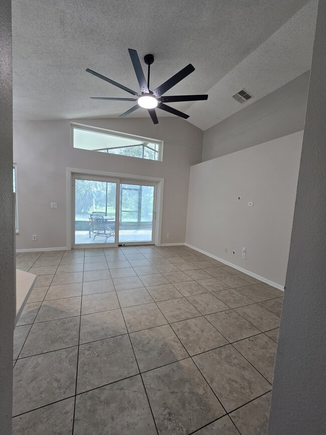 Building Photo - 14528 Kristenright Ln