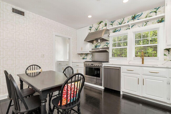 Building Photo - 3020 Vincent Rd