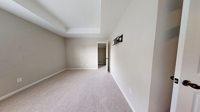 Building Photo - Large Home in The Preserve