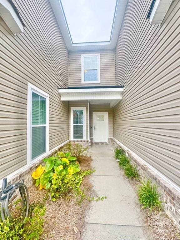 Building Photo - 336 Sonoma Dr