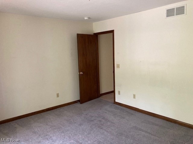 Building Photo - 723 Lakeview Dr