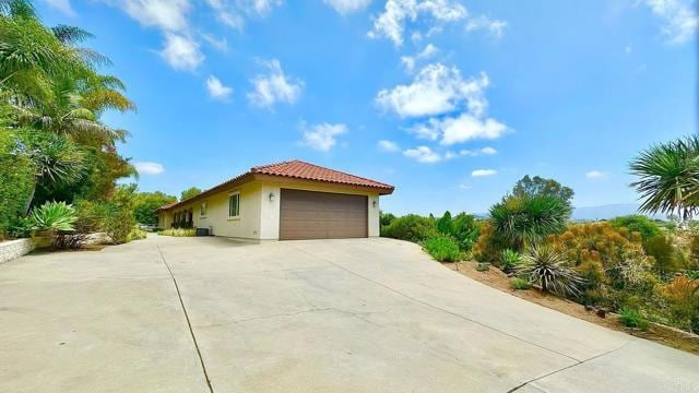 Building Photo - 2798 Alta Vista Dr