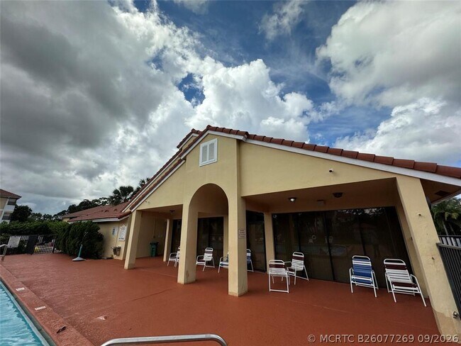 Building Photo - 5741 Riverside Dr