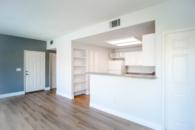 Building Photo - 9580 W Reno Ave