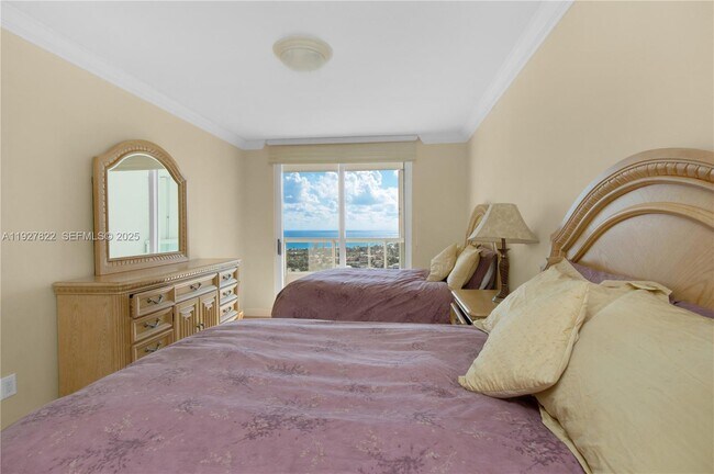 Building Photo - 21055 Yacht Club Dr