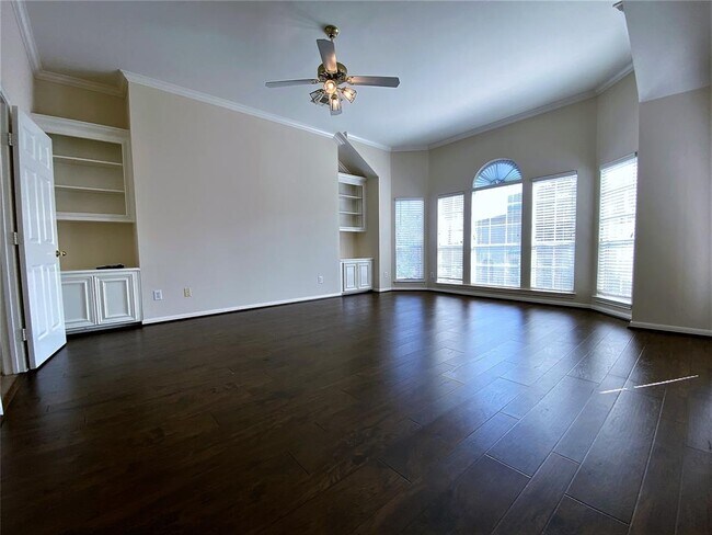 Building Photo - 1420 Missouri St