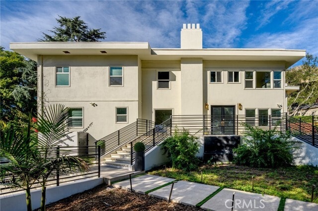 Building Photo - 2065 E Altadena Dr