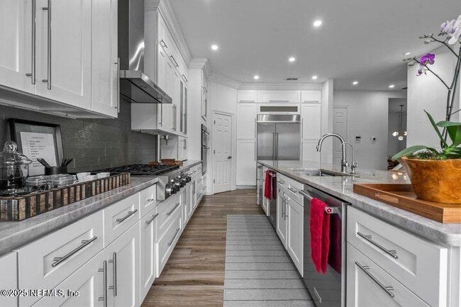 Building Photo - 528 S Sea Lake Ln