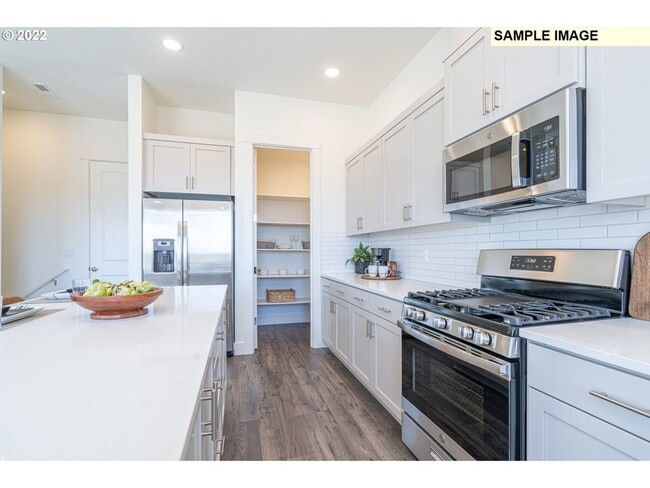 Building Photo - 16701 SW Darwin Lp