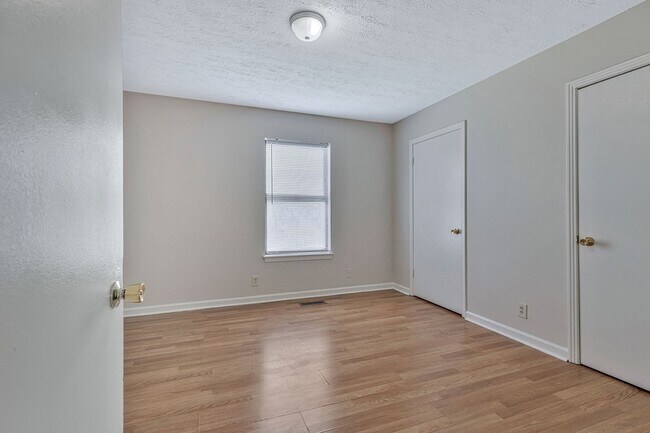 Building Photo - 3319A Felicia St